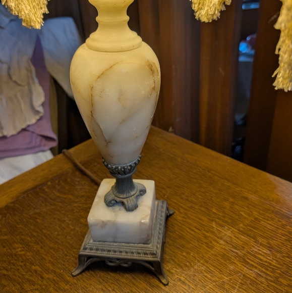 💥SOLD💥Antique Agate Lamp&Shade - Picture 5 of 7